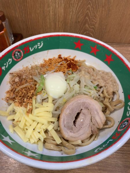 「まぜそば780円」@ジャンクガレッジ 北浦和店の写真