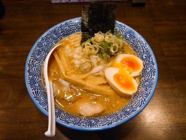 「味玉入り 濃厚煮干し中華そば」@麺匠 銀星 海美風の写真