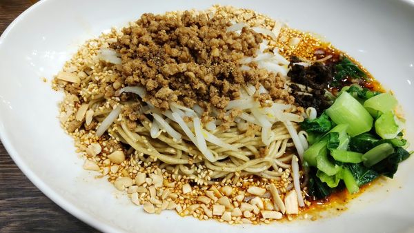 「汁無し担々麺」@雲林坊 北千住東口店の写真