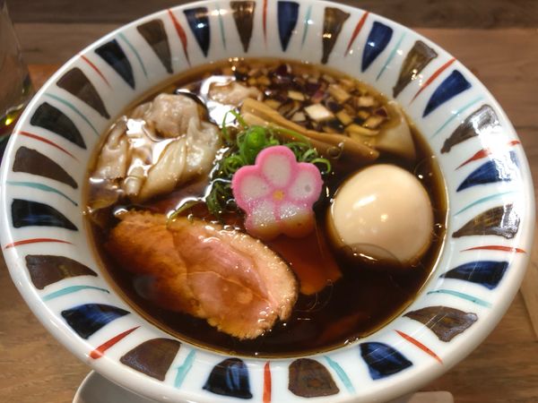 「わんたんえびそば(醤油)+味玉+ローストポーク丼」@えびそば 緋彩の写真