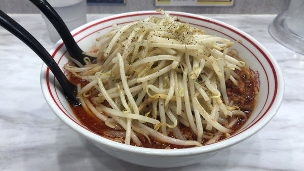 「《 限定 》 市川味噌ラーメン 辛さ4 ￥950」@蒙古タンメン 中本 市川店の写真