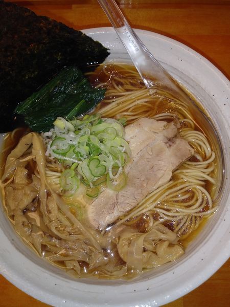 「醤油そば」@麺処 諭吉 筑西玉戸店の写真