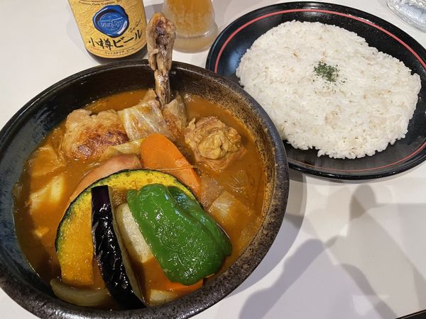 「肉男爵、小樽ビール」@すーぷかりー ひげ男爵の写真