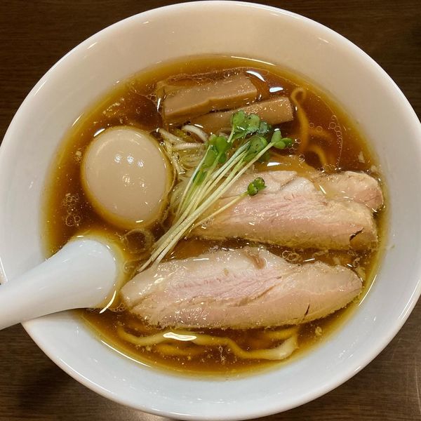 「丸鶏醤油ら〜麺」@間合 AWAIの写真
