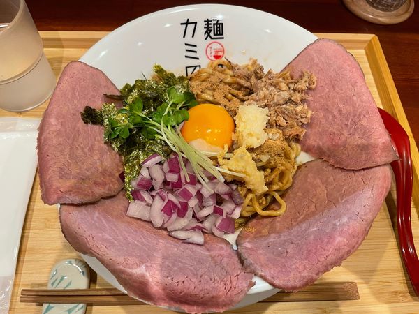 「ローストビーフまぜそば」@麺のカミのの写真