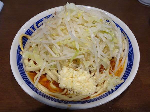 「辛いラーメン：トマ辛（980円）ヤサイニンニク」@ラーメン ゼンゼンの写真