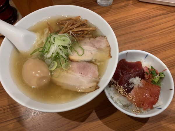 「珀　半上鮪丼1120円味玉100円」@喜多方食堂 山海の写真