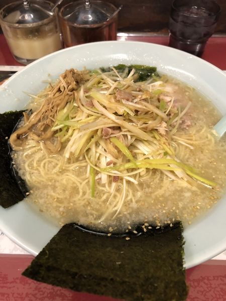「ネギ塩ラーメン900円➕中盛100円」@ラーメンショップ幸手 金田亭の写真