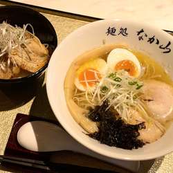 鶏しおラーメンwith味玉 & チャーシュー丼