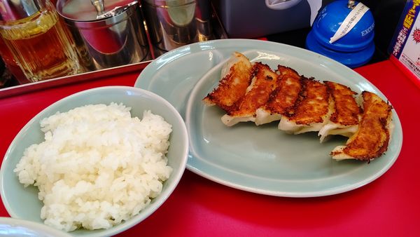 「お友達クーポン餃子」@ラーメン 山岡家 新潟白根大通店の写真