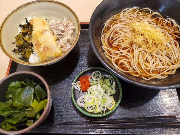 「朝食・焼鯖ごはん＋わかめ」@ゆで太郎 伊勢佐木長者町店の写真