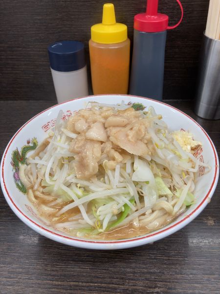 「ラーメン麺少なめ　ニンニク・アブラ　850円」@ラーメン二郎 川越店の写真