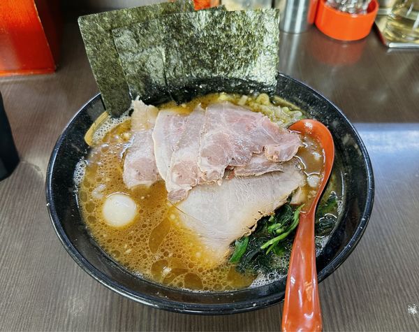 「レアチャーシュー 並」@横浜家系ラーメン 源絆家の写真