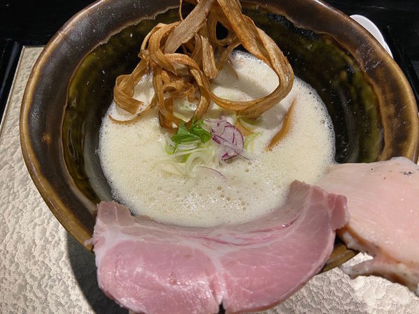 「鶏soba：920円」@鶏soba 座銀 南船場にぼし店の写真