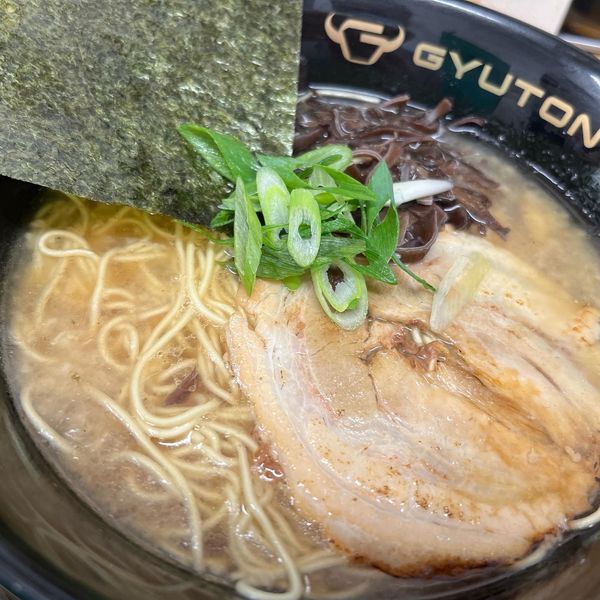 「牛豚骨ラーメン」@GYUTONの写真
