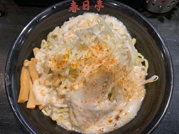 「鳥豚油そば野菜バカ盛り」@油そば専門店 春日亭 名古屋駅西店の写真