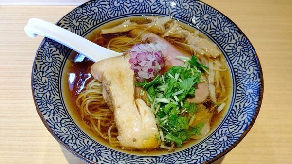 「地鶏中華そば」@地鶏と蟹 中華そば 榊の写真