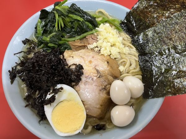 「東浦家、ニンニク」@ラーメン富士丸 東浦和店の写真