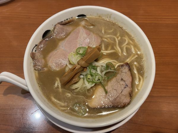 「濃口煮干そば」@中華そば ひらこ屋 東京ラーメンストリート店の写真