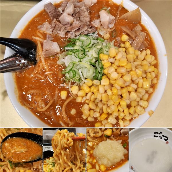 「ごっつカレーラーメン(辛口)＋コーン＝1050円」@超ごってり麺 ごっつ 秋葉原店の写真