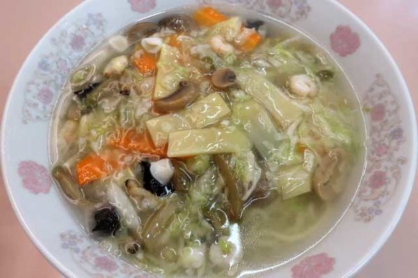 「海鮮湯麵　880円」@本格中華料理 黄鶴楼の写真