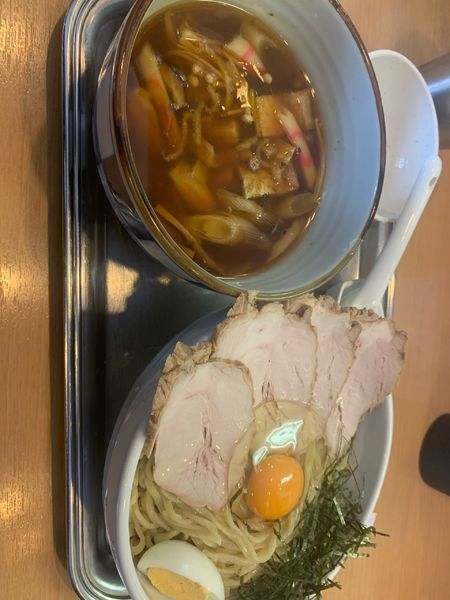 「チャーシューきのこ汁つけ麺 + 生卵」@大宮大勝軒の写真
