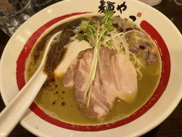 「濃厚牡蠣そば」@麺や でこの写真