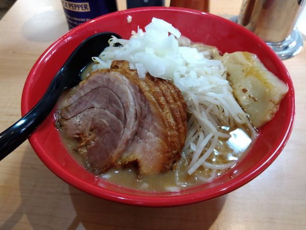 「ラーメン(豚1枚)＋チャーシュー丼」@麺屋 もりのの写真