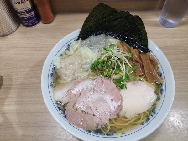 「ムール貝出汁ラーメン」@覆めん 花木の写真