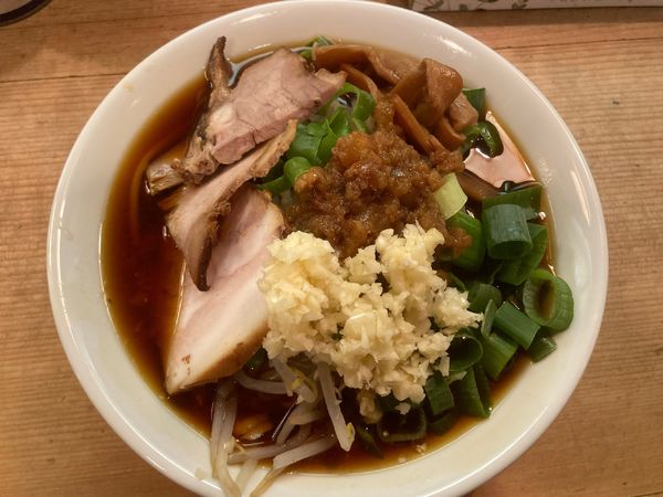 「小盛¥600+麺増し50g¥0+ネギニンニクアブラ¥0」@らーめんやまちゃんの写真