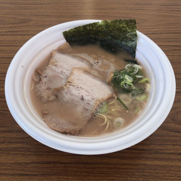 「【らーめん椛】創業からの継ぎ足し濃厚とんこつらーめん」@東京ラーメンフェスタ2022 supported by Rakutenの写真