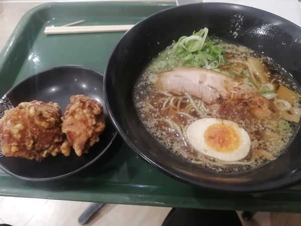 「（各日30名様限定）秋の陣¥500（唐揚げサービス）」@開花屋 楽麺荘の写真