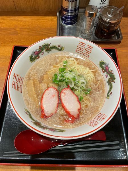 「背脂支那そば(700円)」@元町ラーメン 天華 港山下店の写真