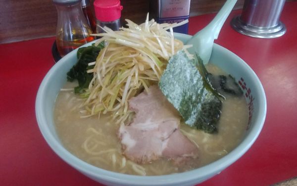 「ネギラーメントリプル麵3玉」@ニューラーメンショップ 亀成店の写真