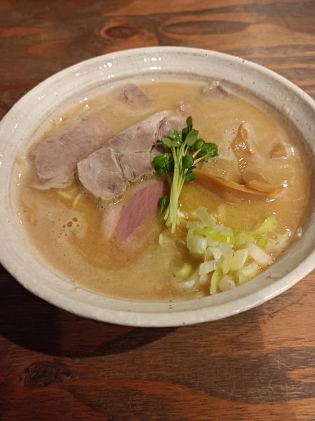 「ラーメン(並)」@西中島 光龍益の写真