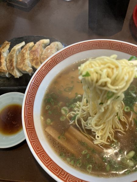 「中華そば＋餃子5個　900円」@浅草軒 分店の写真