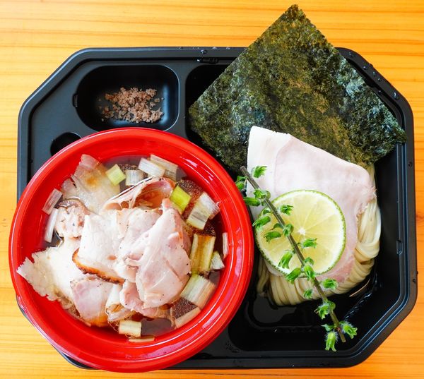 「【YOKOKURA STOREHOUSE】昆布水の醤油つけ麺」@大つけ麺博 2022の写真