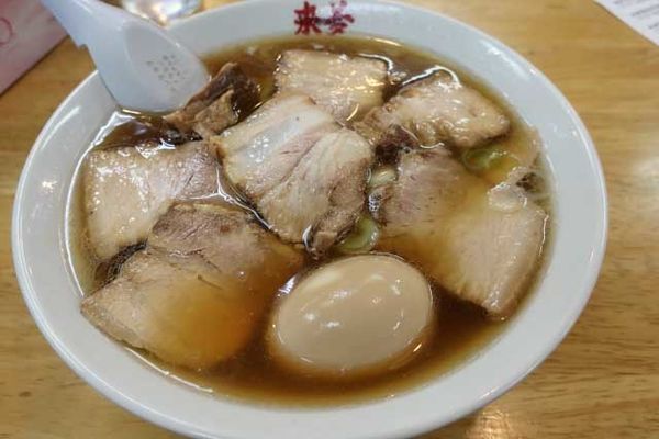 「半熟煮玉子入り喜多方チャーシュー麺　1,080円」@喜多方ラーメン 来夢 会津若松駅前店の写真