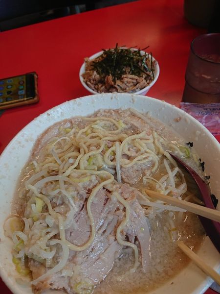 「トン塩チャーシュー麺+ミニチャーシュー丼」@らーめん弁慶 浅草本店の写真