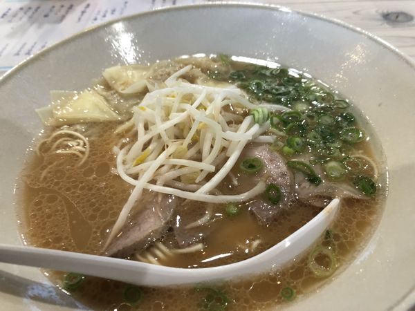 「ワンタン麺」@中華そば 三つ菜の写真