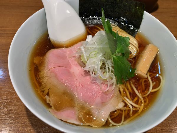「川越醤油の中華そば」@寿製麺よしかわ 川越店の写真