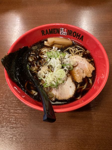 「富山ブラックらーめん」@麺家いろは 射水本店の写真