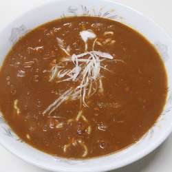 カレーラーメン（700円）