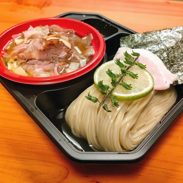 「【YOKOKURA STOREHOUSE】昆布水の醤油つけ麺」@大つけ麺博 2022の写真