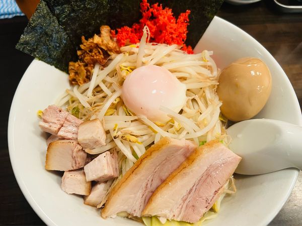 「承太郎汁なし（850円）、味玉（120円）」@麺屋 承太郎の写真