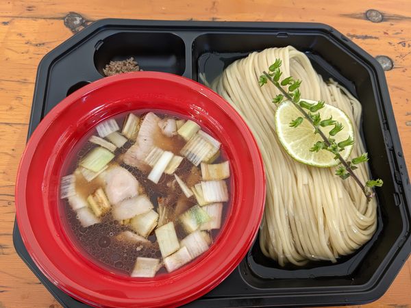 「【YOKOKURA STOREHOUSE】昆布水の醤油つけ麺」@大つけ麺博 2022の写真