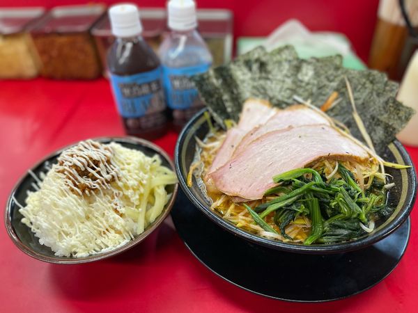「チャーシューメン(3枚)、ネギ赤、のり、ライス、黒烏龍茶×2」@IEKEI_TOKYO 王道家直系の写真