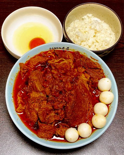 「【お土産冷凍】ジーザス＋うずら＋生卵＋ライス」@元祖スタミナ満点らーめん すず鬼の写真