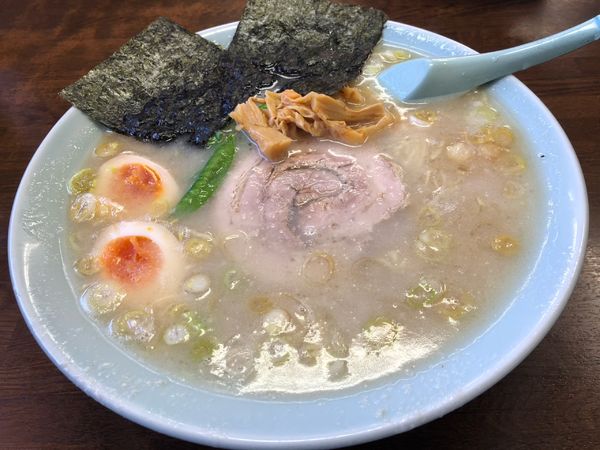 「ラーメン中盛味玉790円+100円＋100円」@ラーメンショップ 羽生インター店の写真