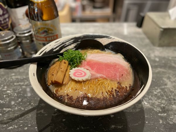 「醤油（大盛）¥930」@バロンヌードルの写真